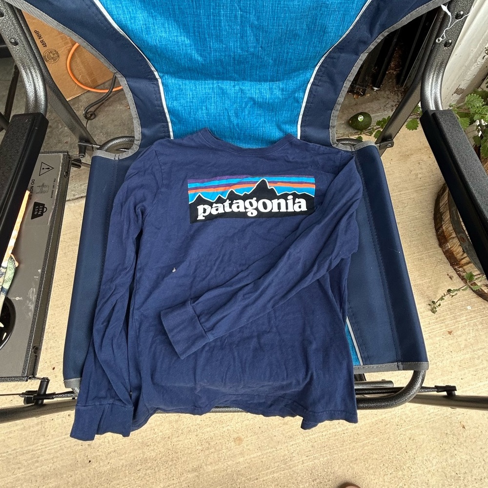 Patagonia KIDS long sleeve teeshirt SIZE MEDIUM